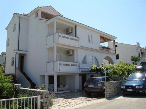 Apartments Biserka Punat Exterior foto
